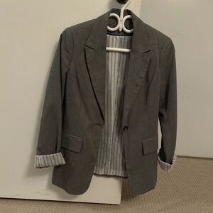 Grey fitted blazer